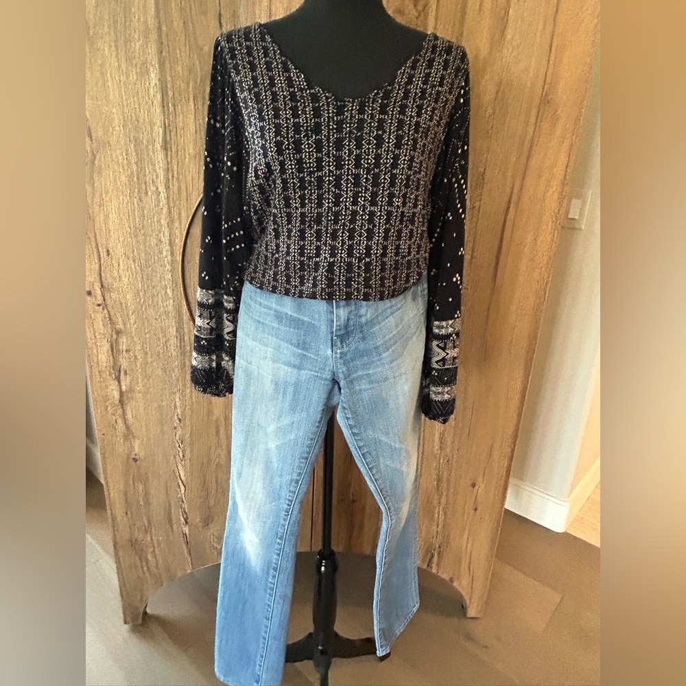 Patterned Black and White Top with unique twist in back